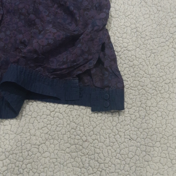 Gap Maternity shirt - Picture 2 of 3